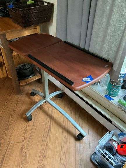 Adjustable patient table
