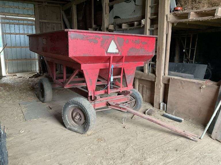 Gravity bin wagon