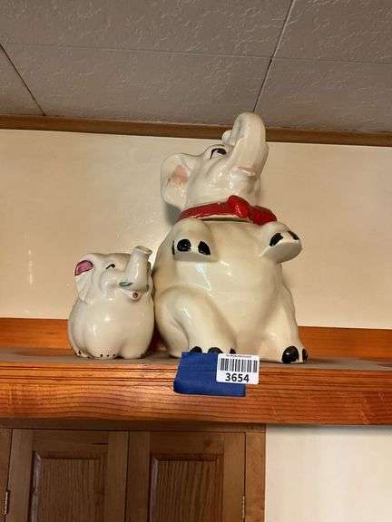 Vintage Shawnee elephant cookie jar and elephant creamer