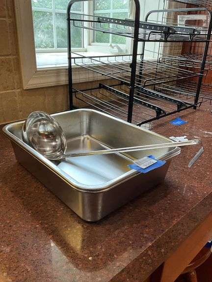 Roasting pan and ladle