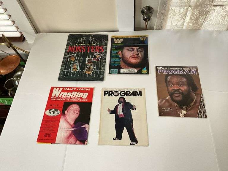 Wrestling programs and magazine, Classic Movie Monster stamp folder