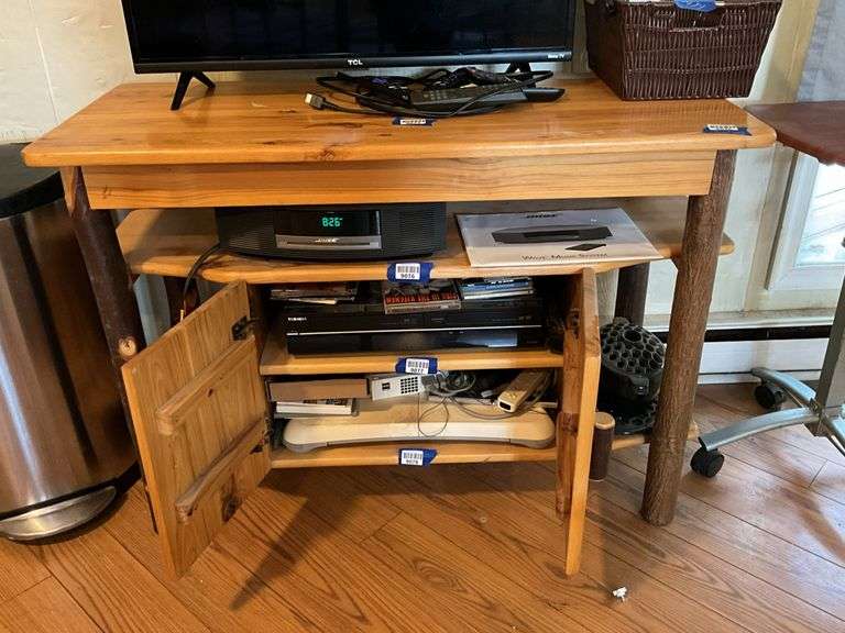 Adirondack style wood table/sideboard w/ lower cabinet - no contents 42x18x30