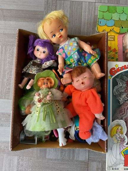 Dolls including: Ginny International Brides in boxes