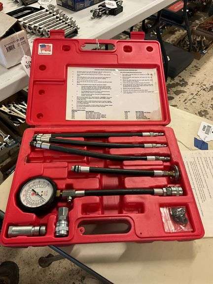 Matco Tools CT166K Super Deluxe Compression Testing Kit