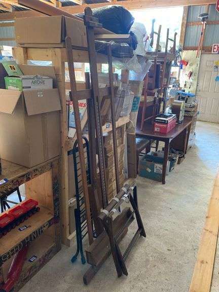 Wooden painter's easel, folding luggage rack, rail