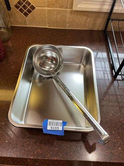 Roasting pan and ladle
