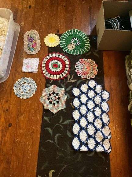 Tote of crocheted doilies