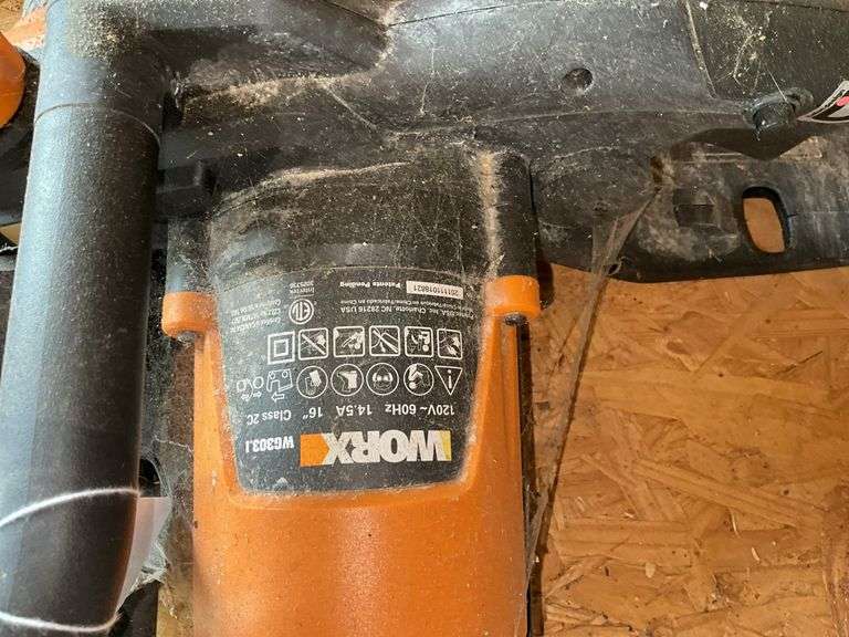 Worx 16” electric chainsaw