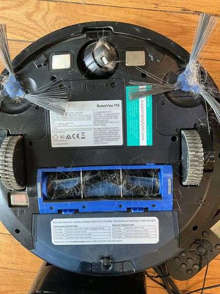 RoboVac 11S vacuum