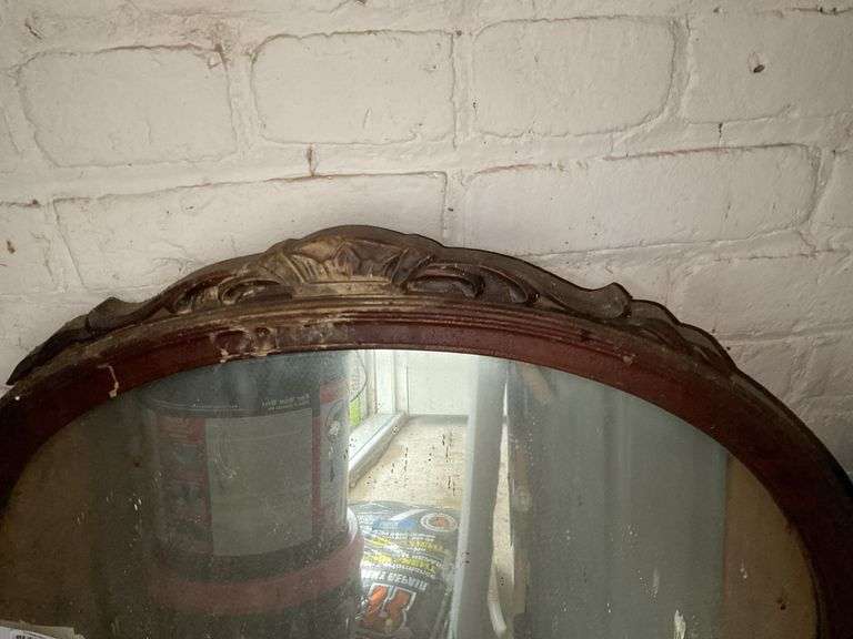 Arched mirror w/ crown crest