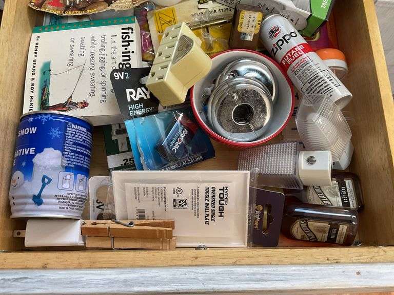 Contents of drawer: household items