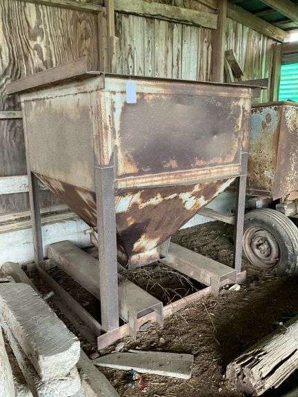 Mixing hopper