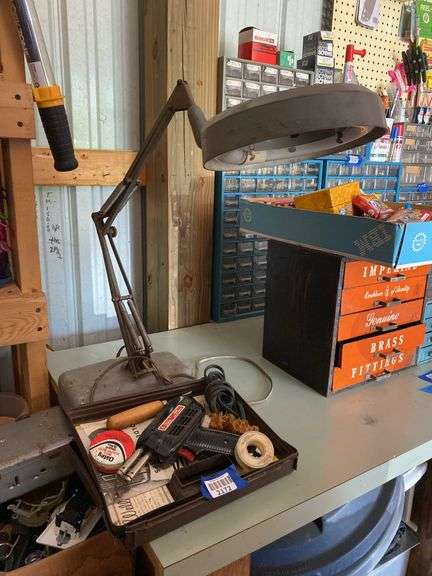 Adjustable work light/magnifier, soldering gun kit