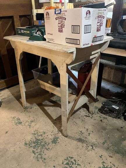 Wooden stand painted white - no contents 36x34x23.5