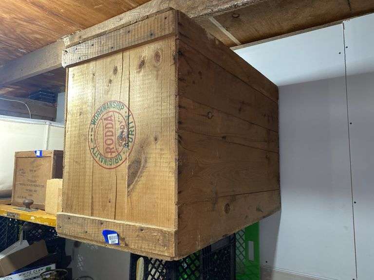 Vintage Rodda Candy wooden advertising shipping crate from Hagerstown, MD, approx 37x26x20