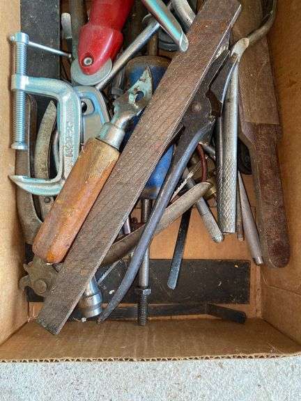 Flat and tote of hand tools