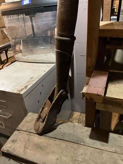 No. 5 Badger railroad car hand mover