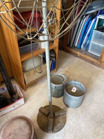 Vintage GE Freshnd-Aire pedestal fan