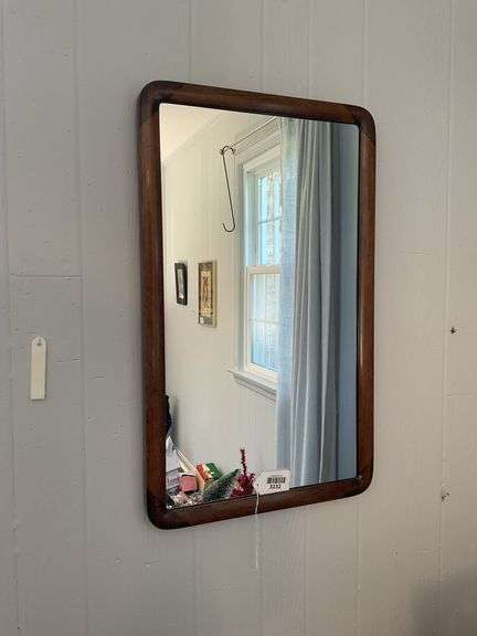 Wood framed wall mirror w/ decorative corners 17 X 28