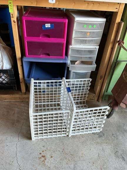 Plastic storage drawer units, plastic storage