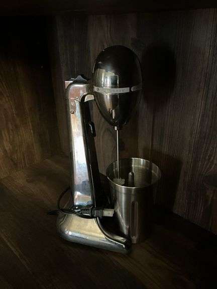 Hamilton Beach milk shake machine