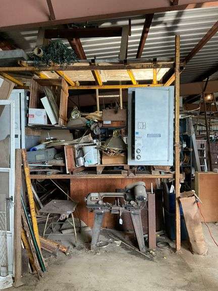 Large metal shelf unit - no contents 9 ft 6 in X 112 IN