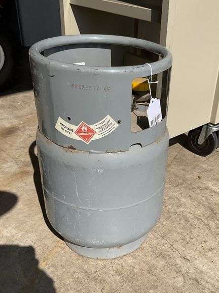 Propane tank