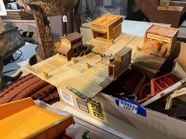 HotWheels builder set including Central High Drivers Ed