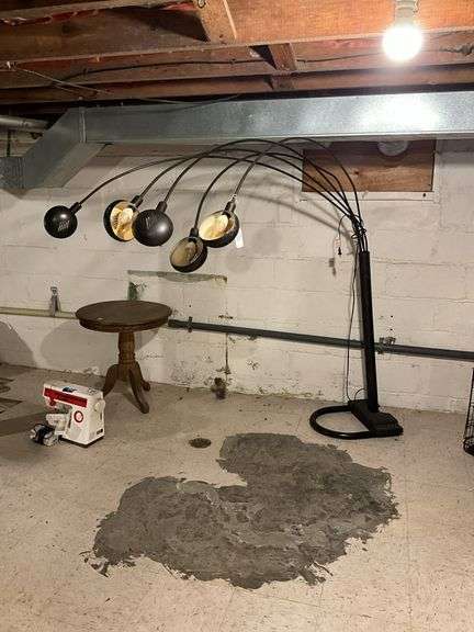 Modernist 5-lite arching floor lamp