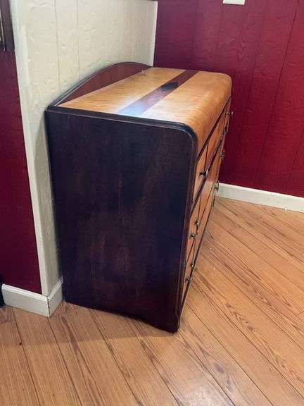 Waterfall chest of drawers w/ fancy veneer 46x20x34