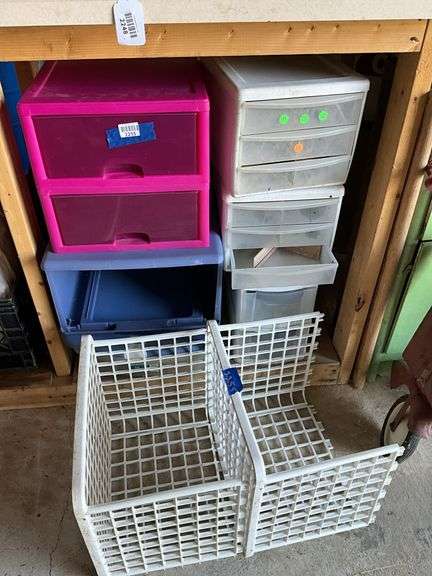 Plastic storage drawer units, plastic storage