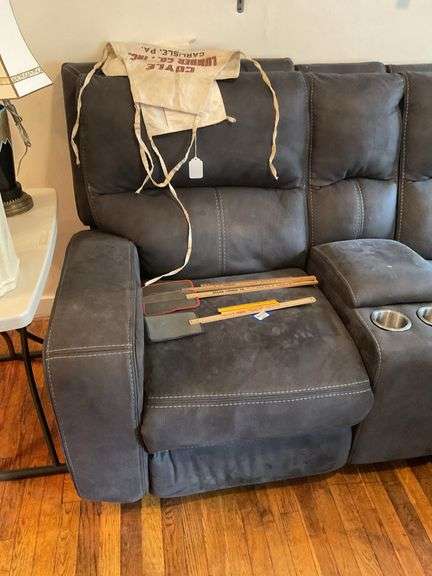 Gray double power recliner w/ central cup holders & USB jacks, 6 ft wide - no contents