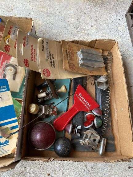 Lightbulbs, hardware, automotive