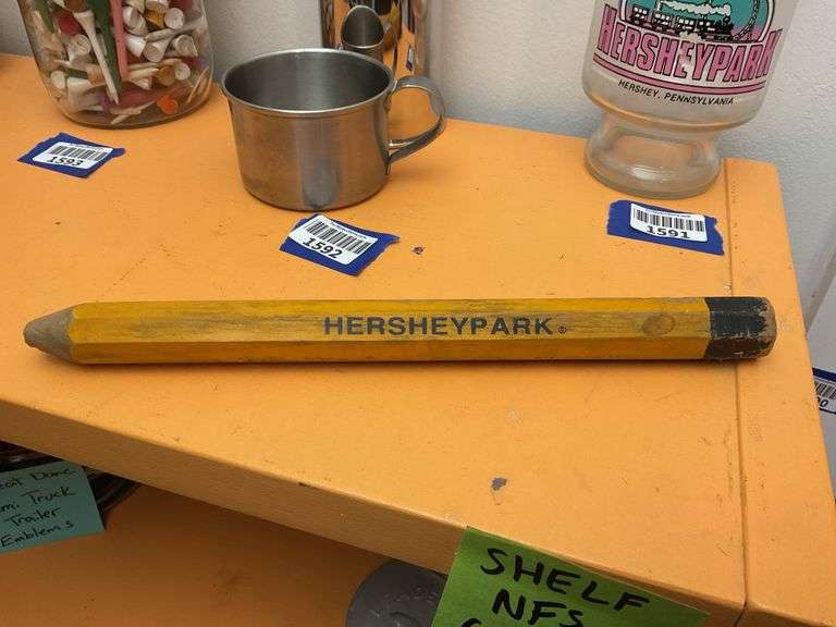 Hershey Park souvenir pencil and glass