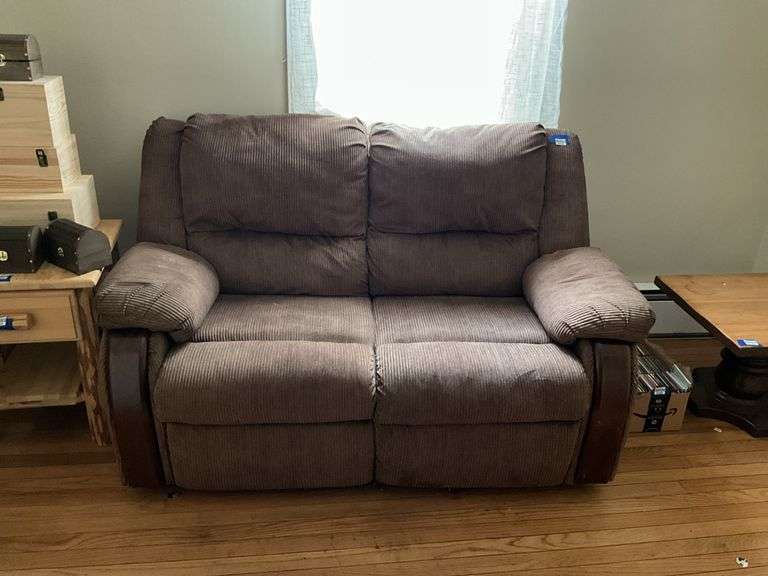 Recliner loveseat w/ exposed wood trim