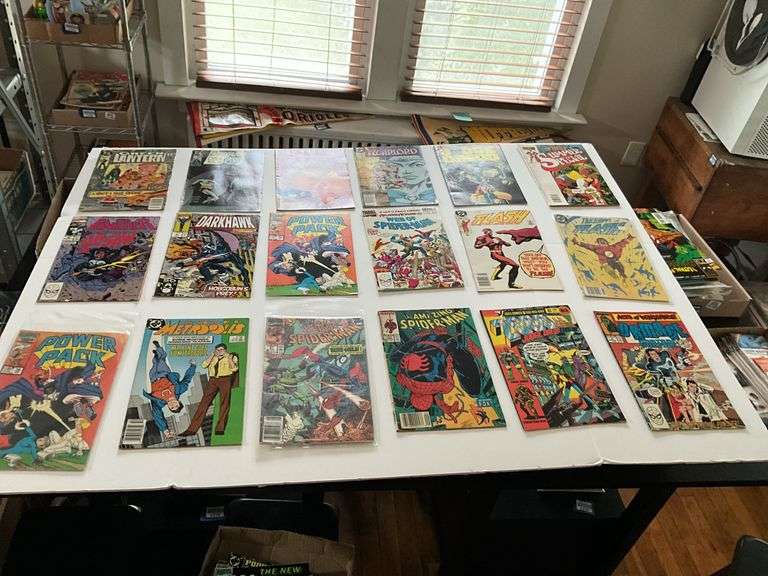Comic books including: Green Lantern, Spider-Man, Flash