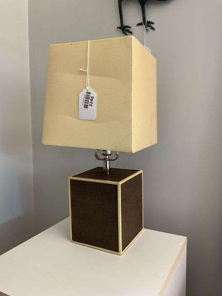 Cube table lamp w/ matching shade 19 IN H