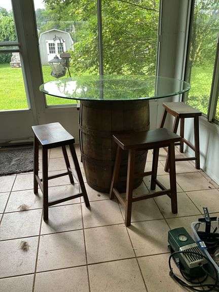 Barrel base round glass top table and four stools 48x48x36
