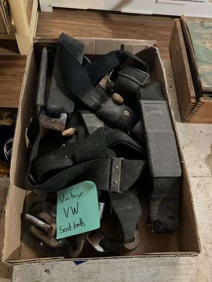 Vintage VW seatbelts
