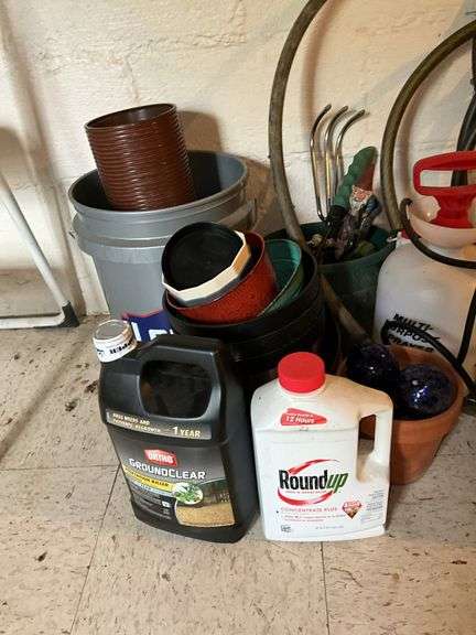 Weed killer, sprayers, flowerpots, garden hose, misc