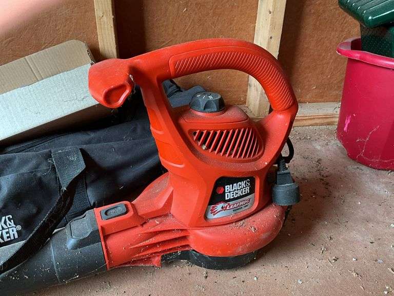 Black & Decker LeafHog blower