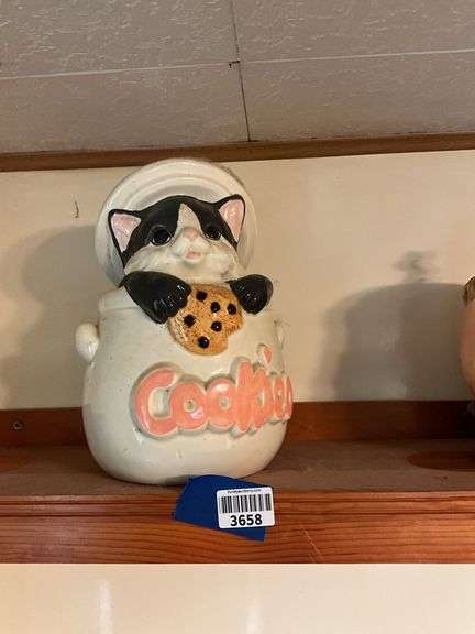 Kitten in the cookie jar cookie jar