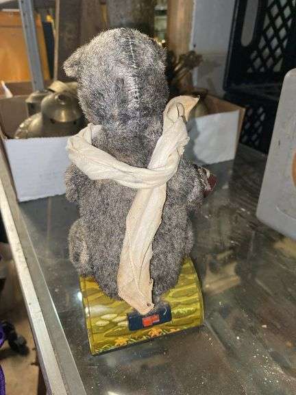 Vintage battery op drinking bear toy