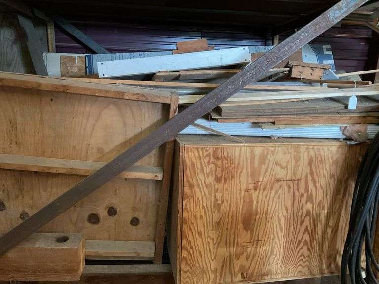 Lumber/wood lot