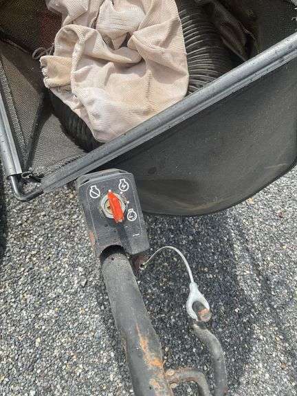 Ariens self-propelled mulch/mow/bag/vac lawn mower