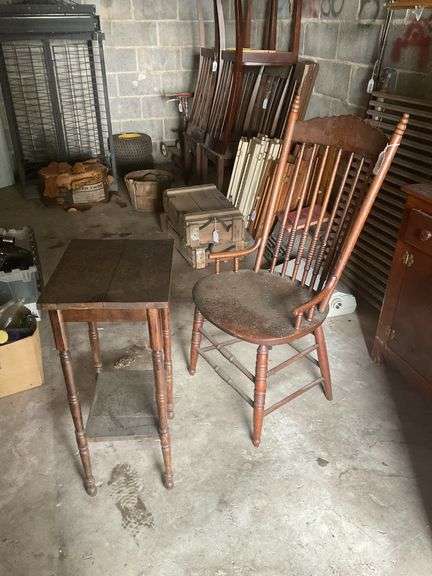 Victorian chair w/ turned spindles, and 2-tier stand w/ turned legs