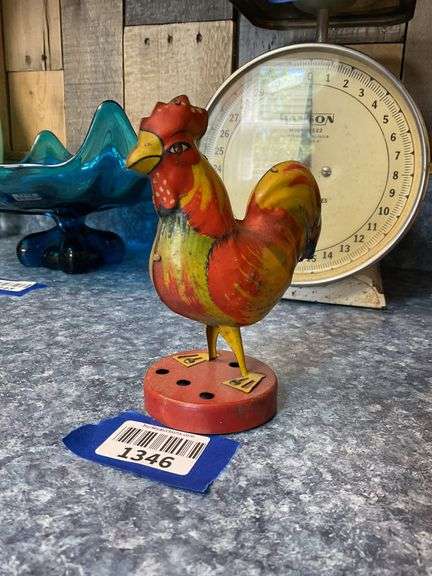 Litho tin rooster from top of crowing toy