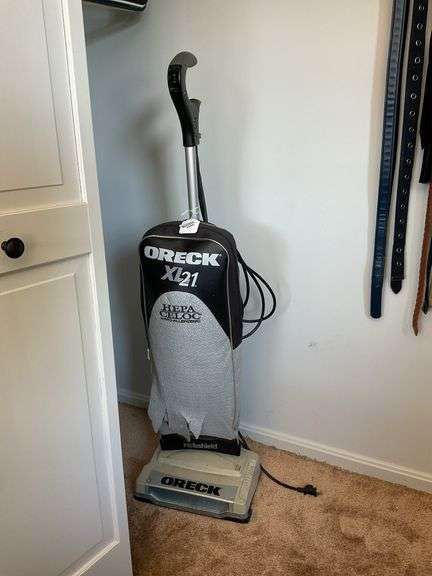 Oreck XL21 upright vacuum - inspection suggested