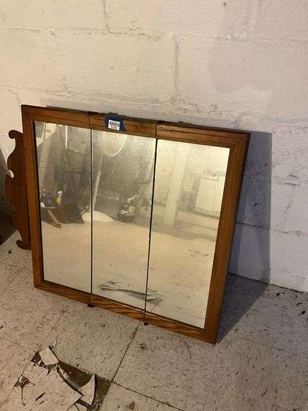 Two wood framed mirrors 30.5x30