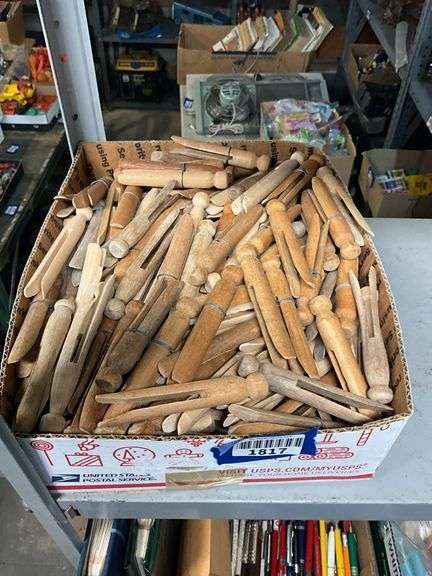 Wooden clothespins